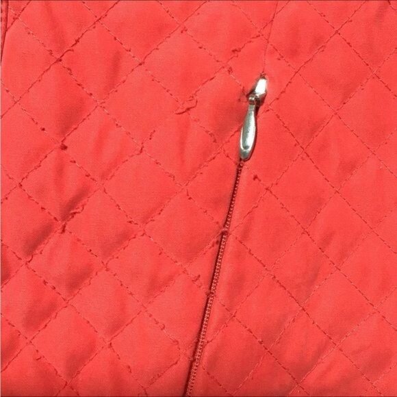 Talbots Womens Red Quilted Vest M Polyester & Nylon - Picture 9 of 9